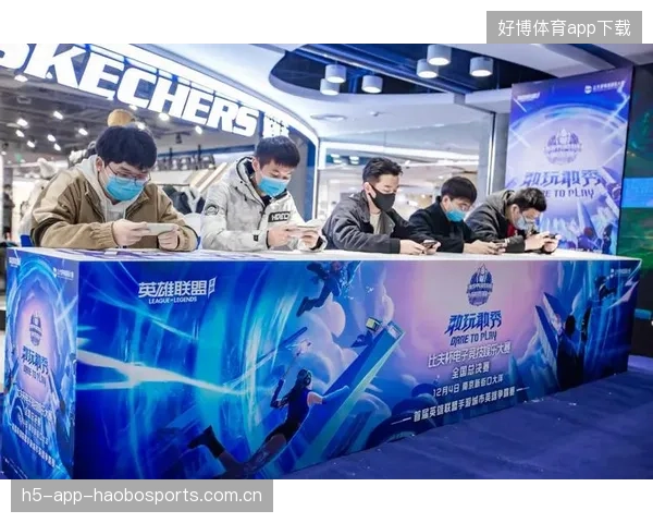 大洋联盟棒球场双人配合完成精彩抢点